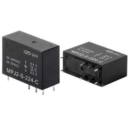 رله 12 ولت 5 آمپر دو کنتاکت هشت پایه