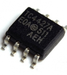TC4427AEOA smd