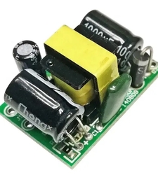 ماژول تغذیه 5VDC-700mA با ورودی 220VAC