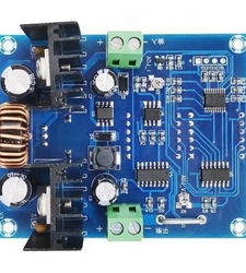 ماژول منبع تغذیه 8 آمپر با نمایشگر ولتاژ و جریان مدل XH-M403