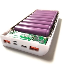 کیس پاوربانک فست شارژ فول پورت مدل PD-X8 - سفید رنگ